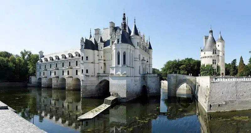 Route des Châteaux de la Loire : histoire et architectural prouesses